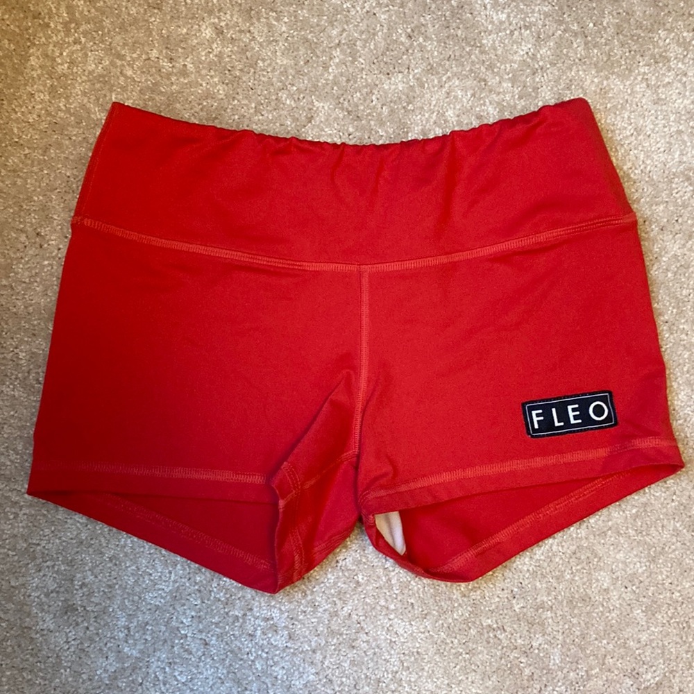 FLEO shorts